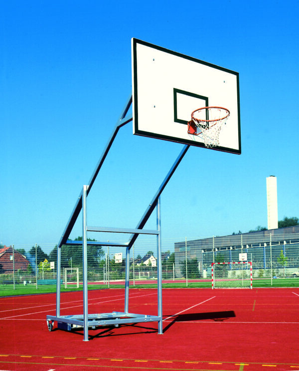 Fahrbare Basketballanlage